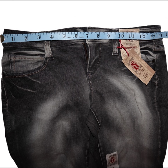 Jeans - Picture 2 of 2